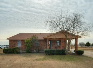 1604 Broadhead Rd, Waxahachie, TX 75165