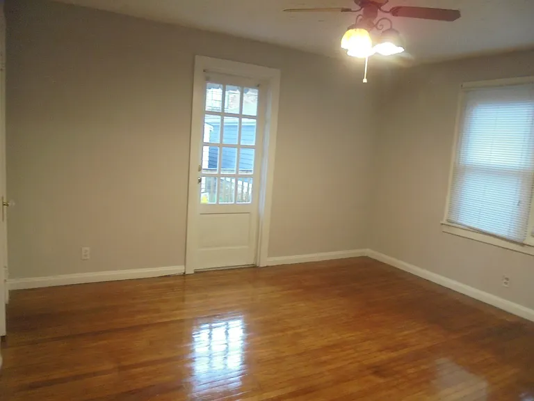 1024 N Gale St — Photo 6