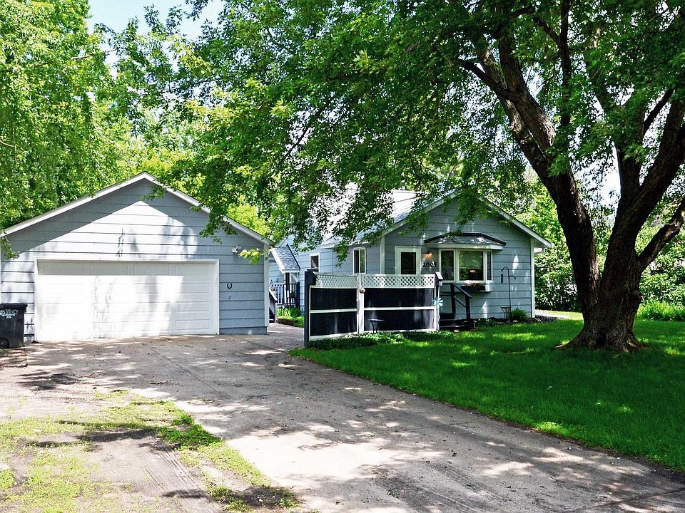 1st image of 2005 Deerwood Ln NE