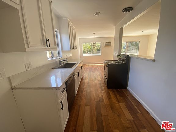 2nd image of 743 N Sweetzer Ave #205