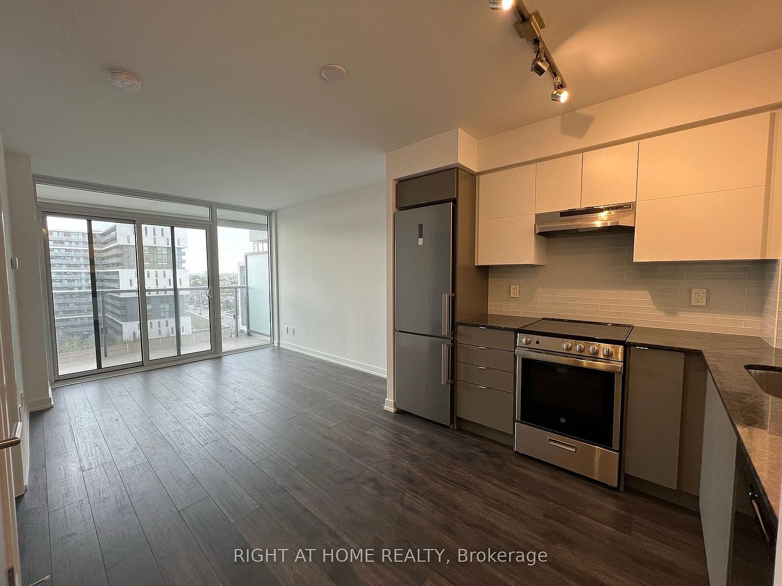120 Varna Dr 1019, Toronto, ON M6A 2L9 Zillow