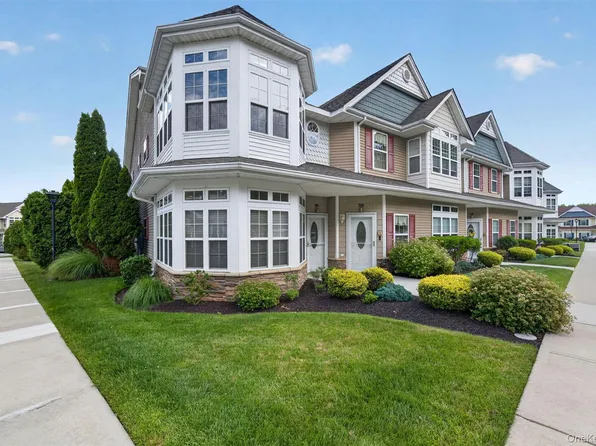 205 Egrets Landing #205, Carmel, NY 10512