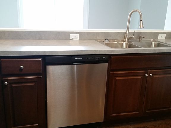 4th image of 2171 Wildwood Ct
