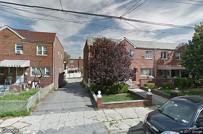 1st image of 1683 E 55th St