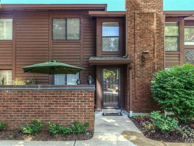 1940 Meadowtree Ln APT 1, Saint Louis, MO, 63122