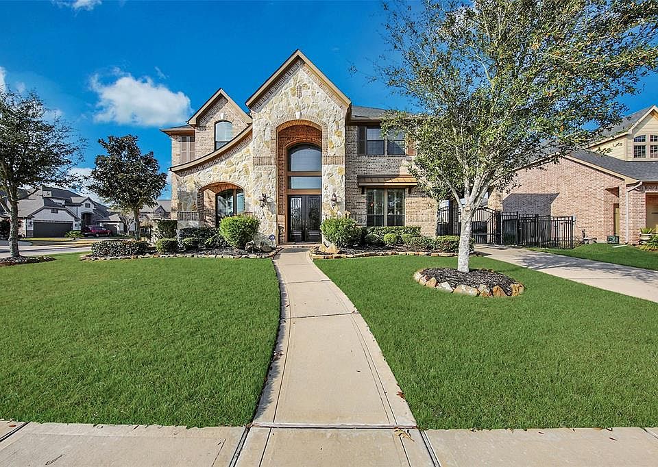 1st image of 5134 Cinco Forest Trl