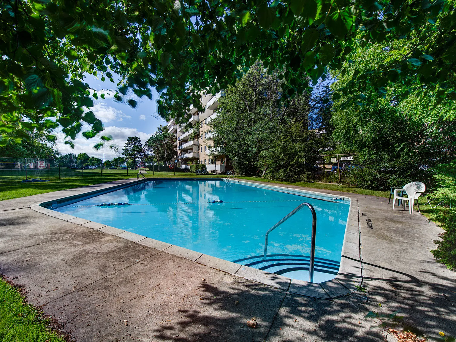 Lake Promenade Community - 230 Lake Promenade — Photo 4