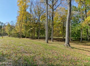 11 Fincastle Farm Trce, Prospect, KY 40059