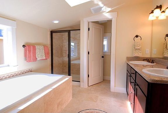 Gorgeous Master Bath