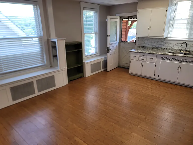 Large Kitchen