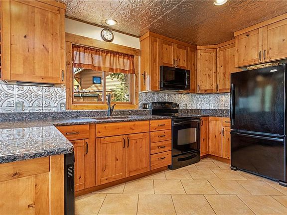 5th image of 158 Snowshoe Cir