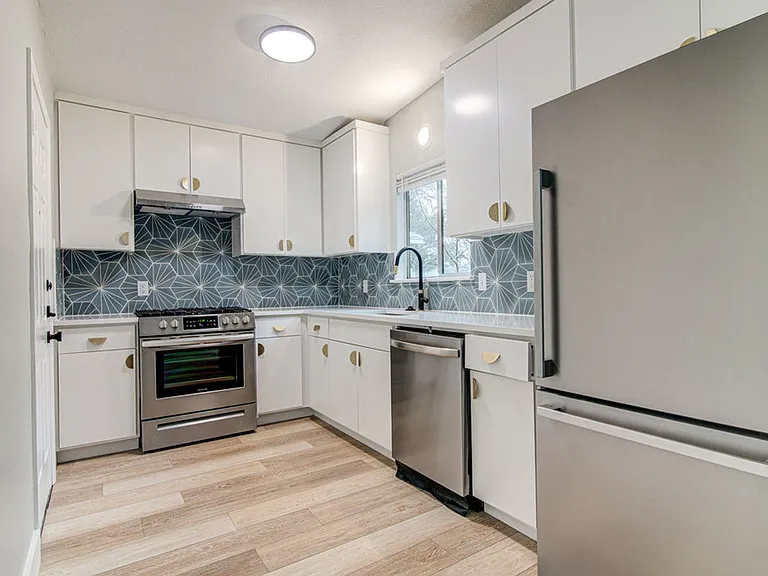 4707 Menchaca Rd — Photo 9