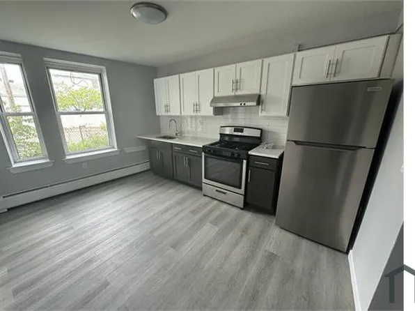 346 Princeton Ave APT 4, Jersey City, NJ 07305