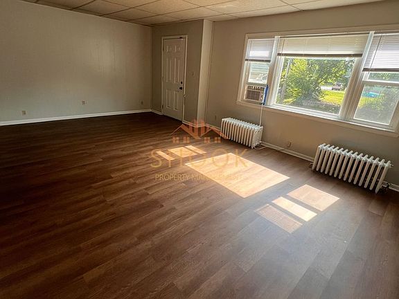 5th image of 1302 S 4th St #132428778