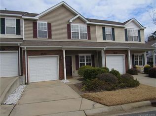 622 Fountain Ct, Fort Mill, SC 29715