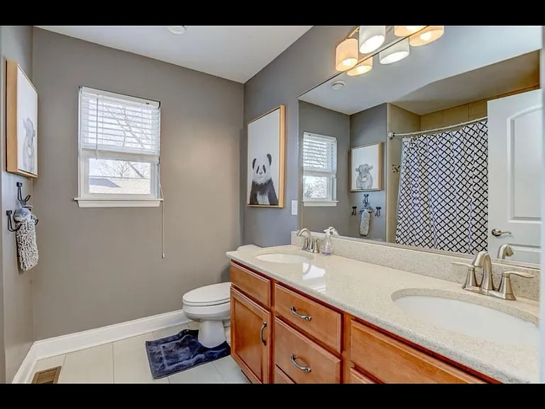 3911 Lonsdale St — Photo 20