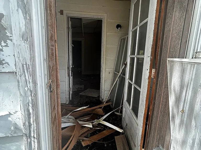 106 Locust St — Photo 16