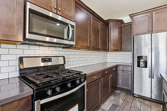 692 N Blackbird Dr — Photo 9