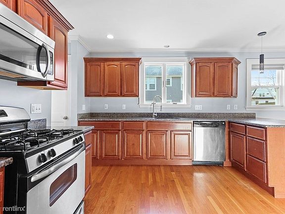 27 Gleason St. #1 Watertown Unit Photo 8