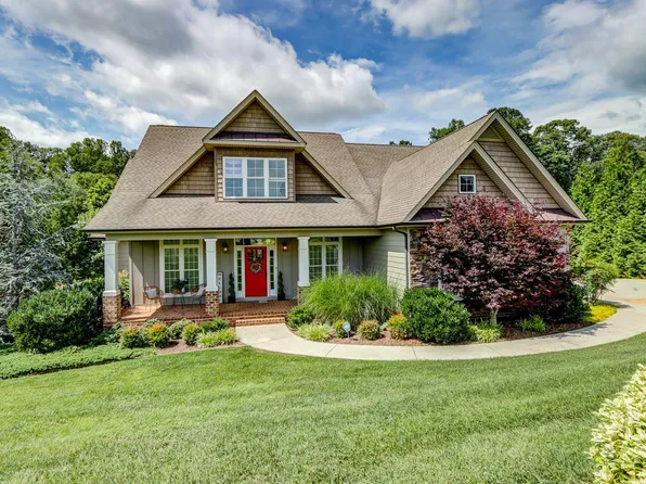 312 Two Creek Dr, Lynchburg, VA 24502