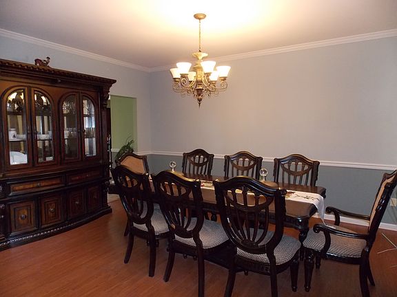 5th image of 363 Mohican Dr