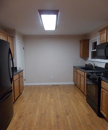 4th image of 608 Maryland Ave
