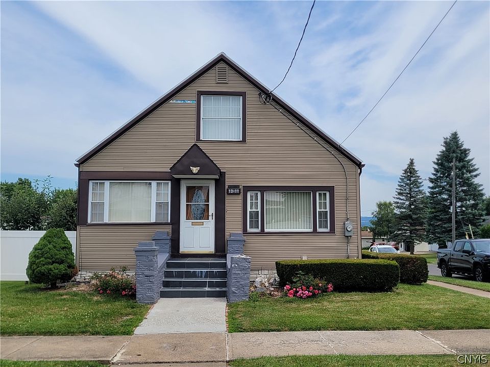 1311 South St, Utica, NY 13501 Zillow