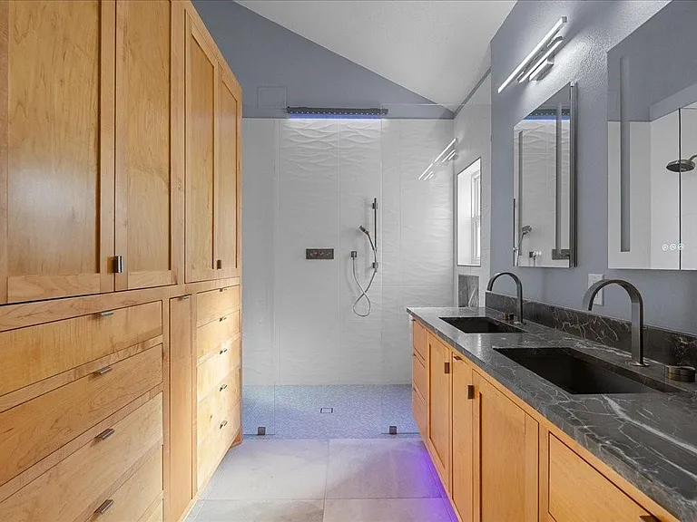 1016 Glenshannon Ave — Photo 23