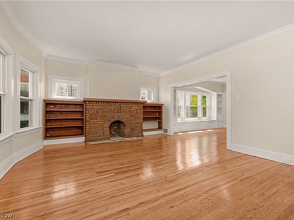 3rd image of 11918 Griffing Ave