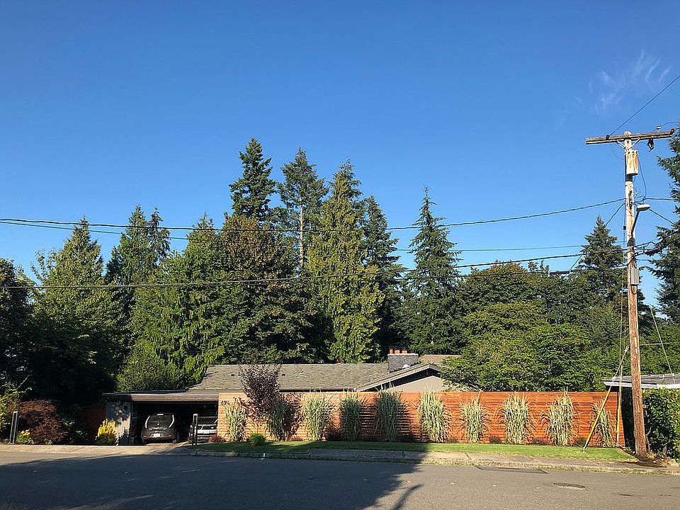 1st image of 476 168th Ave SE