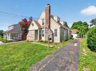 10 Carlyle Ave, Morris Plains Boro, NJ 07950