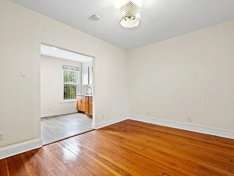 294 Clerk St #1 — Photo 11
