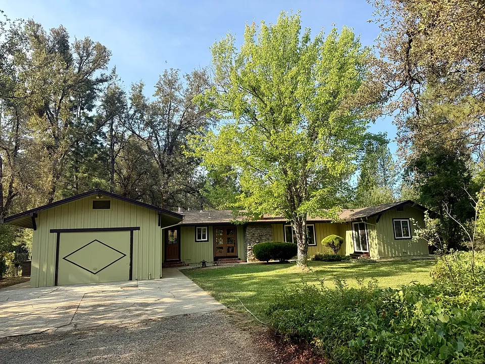 10070 Garesio Ranch Ln