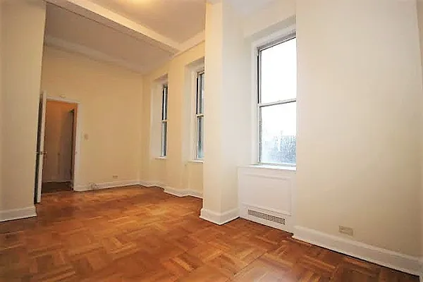 Rented by (Legacy) NY Quality Living Uptown | media 17