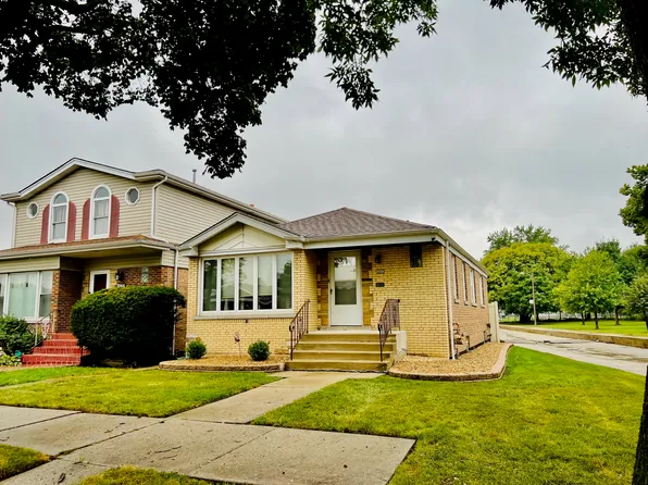 5940 S Massasoit Ave, Chicago, IL 60638