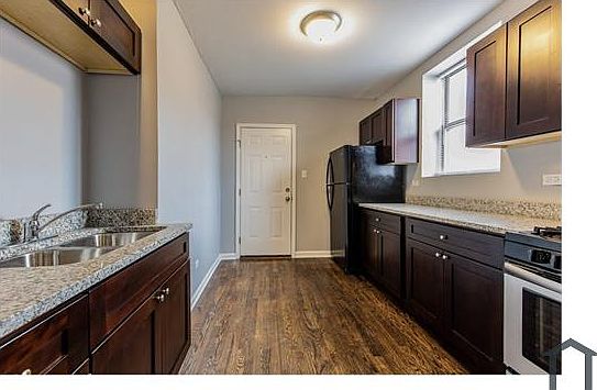 2nd image of 7525 S Kingston Ave #2W