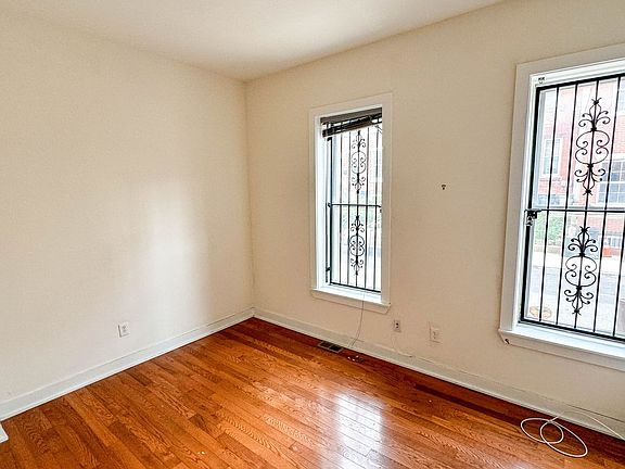 5th image of 1617 W Montgomery Ave #1