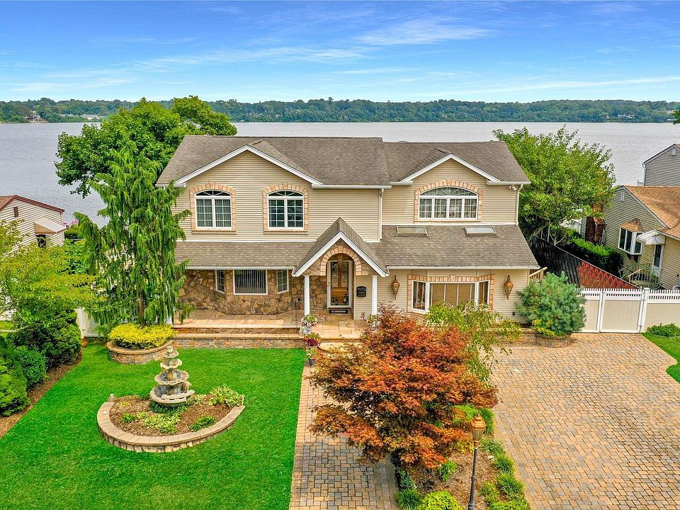1st image of 27 Beachview Place