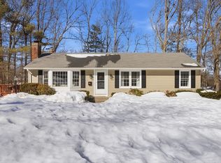 30 Duxbury Dr, Holden, MA 01520