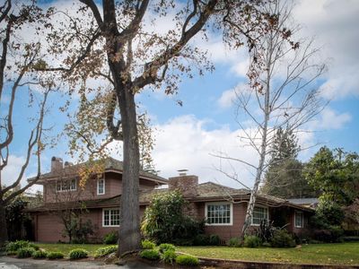 1605 Valparaiso Ave, Menlo Park, CA, 94025