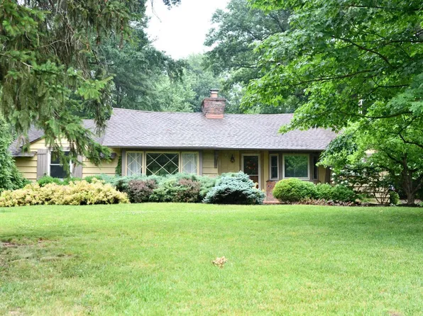 644 Christopal Dr, Cincinnati, OH 45231