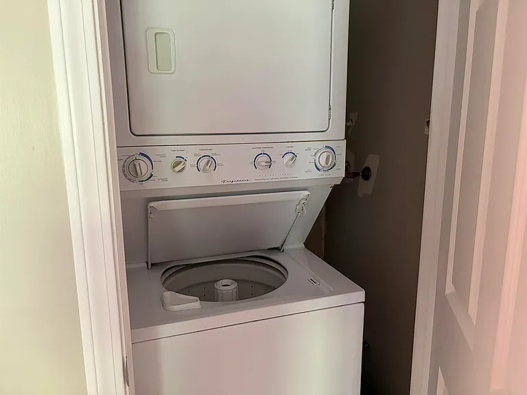 1711 White Cedar Blvd — Photo 5