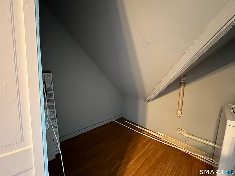553 Townsend Ave #3 — Photo 15