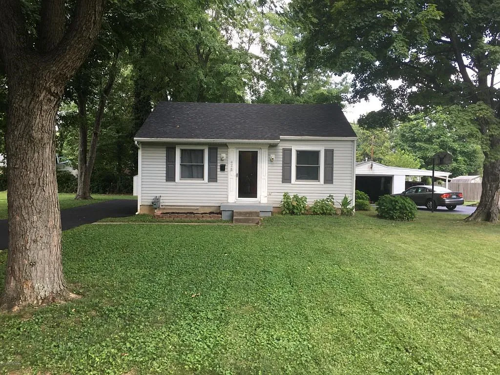 4928 Pentose Ave photo 1