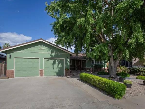 2120 Annhurst Ave, Turlock, CA 95382