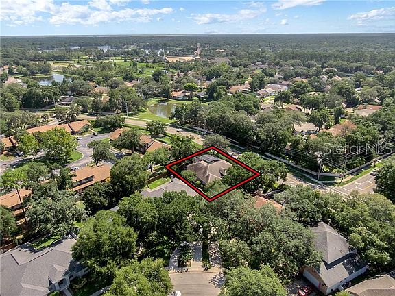 4th image of 387 Deer Pointe Cir