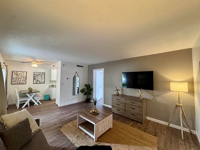 202 Lucerne Ave #12 — Photo 28