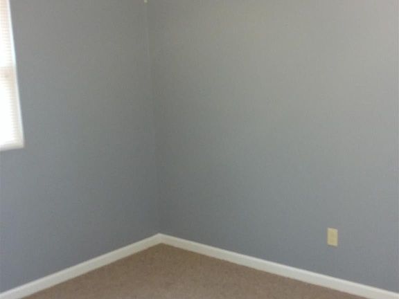 5th image of 225 Stratton Blvd