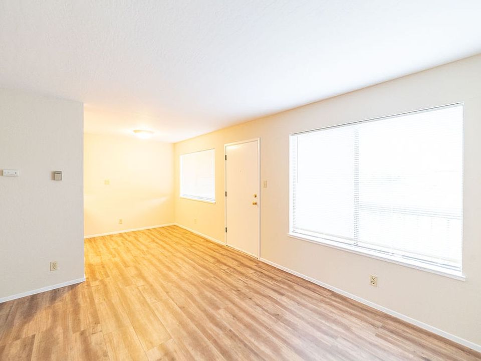 1st image of 848 San Carlos Ave #D