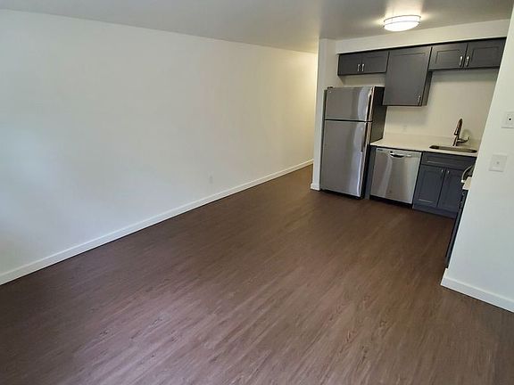 4th image of 3630 22nd Ave W APT 207